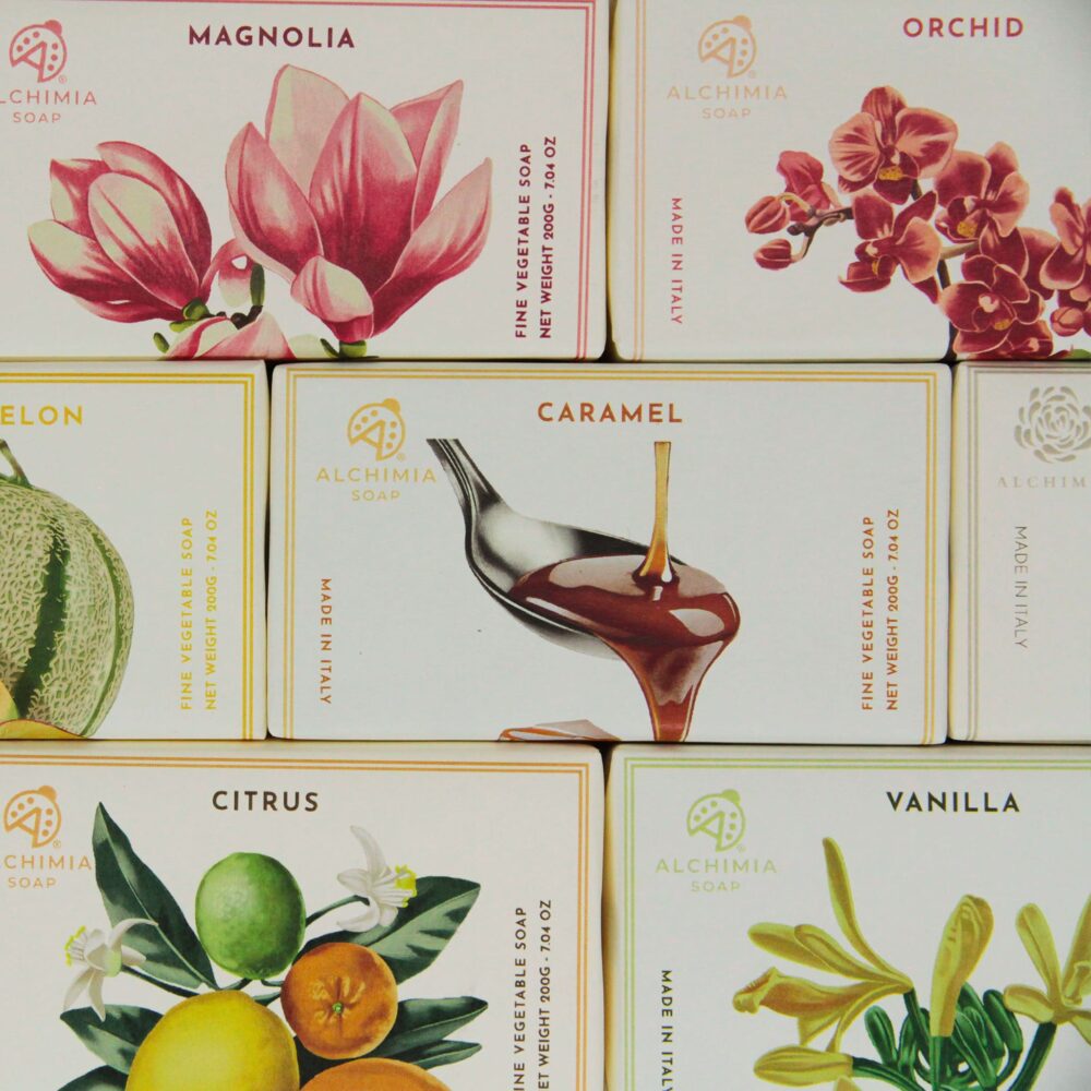 saponi solidi della linea classica di alchimia soap, varie profumazioni