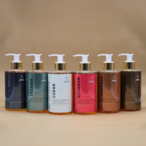 sapone liquido della linea uomo di alchimia soap varie profumazioni (oud,vetiver, cedar, bourbon, sandalo, tobacco)