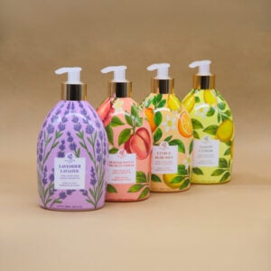 saponi liquidi della linea spring di alchimia soap, varie profumazioni: lavanda, limone, agrumi, pesca vaniglia