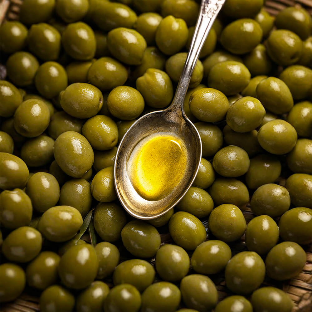 proprietà benefiche dell'olio di oliva e caratteristiche della fragranza all'olio di oliva